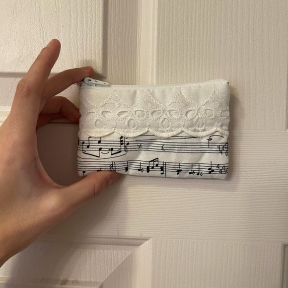 Music Note Print Pouch - Picture 2 of 2